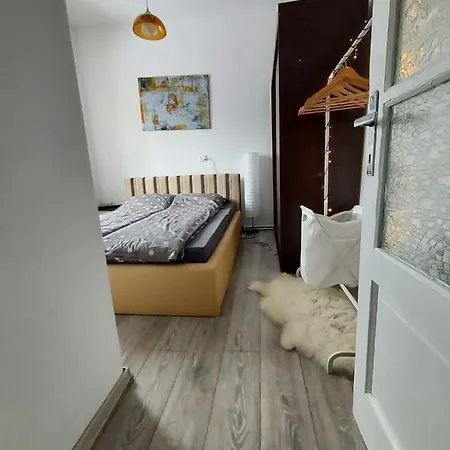 Апартаменти Old Town Cozy